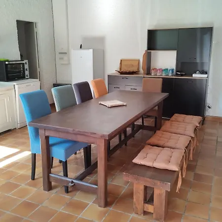펜션 Le Chaumois, 31440 Chaum