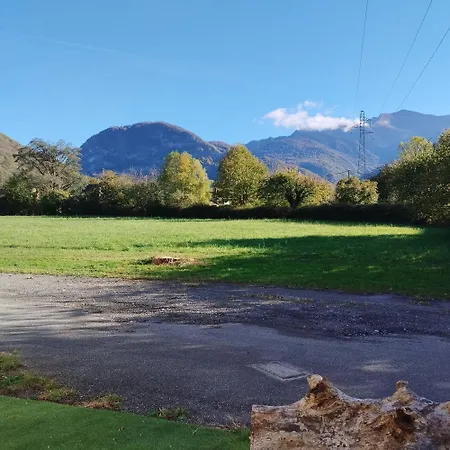 بيت للعطل Le Chaumois, 31440 Chaum